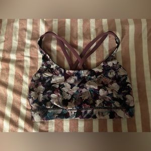 Lulu Lemon Sports Bra🖤🤍💜